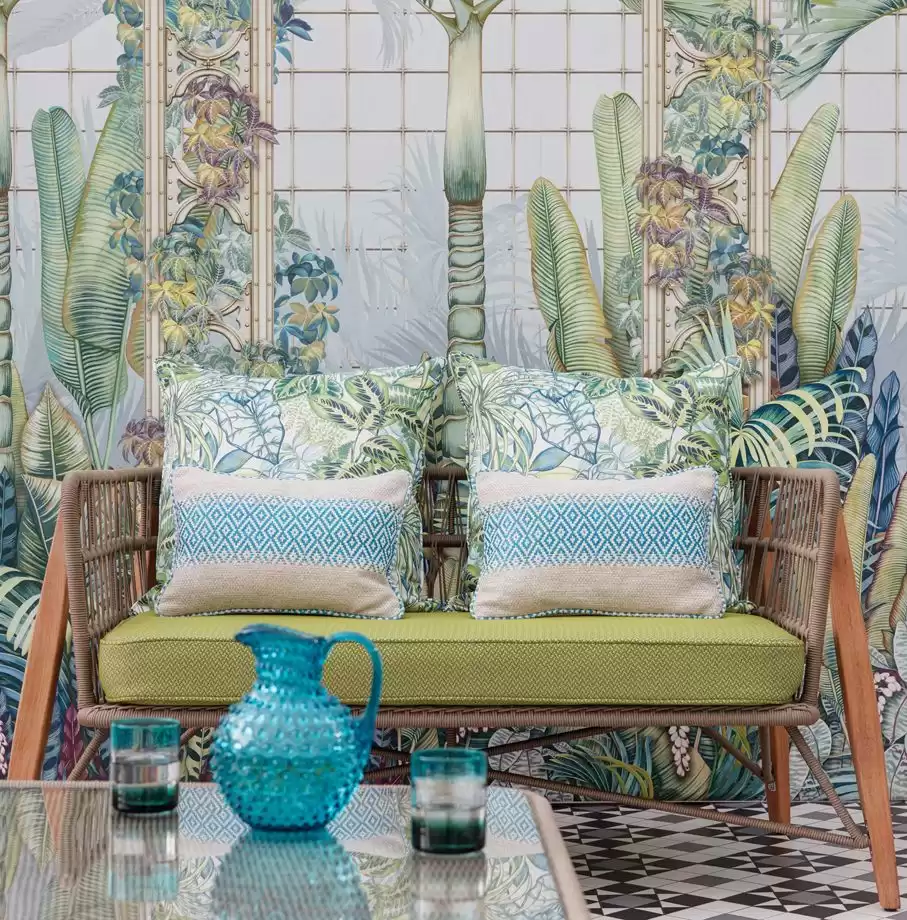 Osborne & Little  Summerhouse Plain