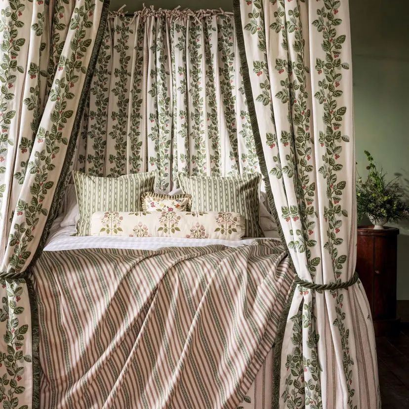 Sanderson  Cobnut Stripe