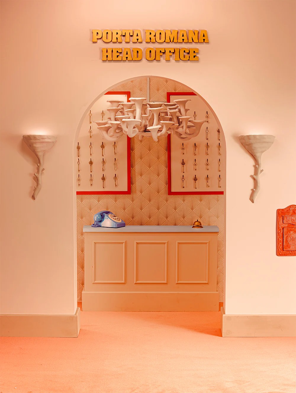 Porta Romana ·  Mushroom Chandelier