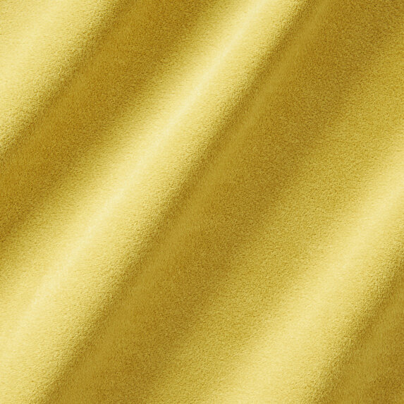 713