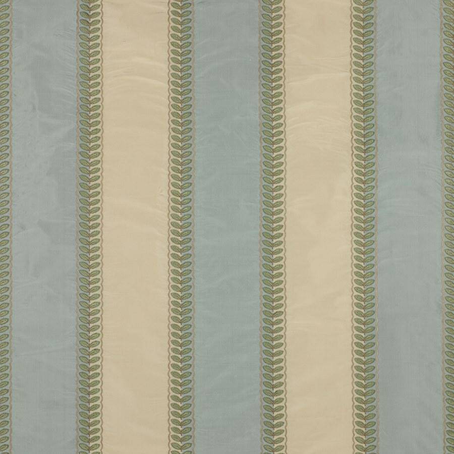 Colefax & Fowler Lawn Stripe Silk
