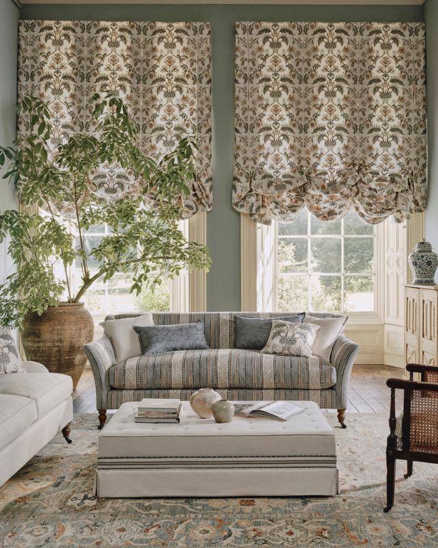 Colefax & Fowler Carmine