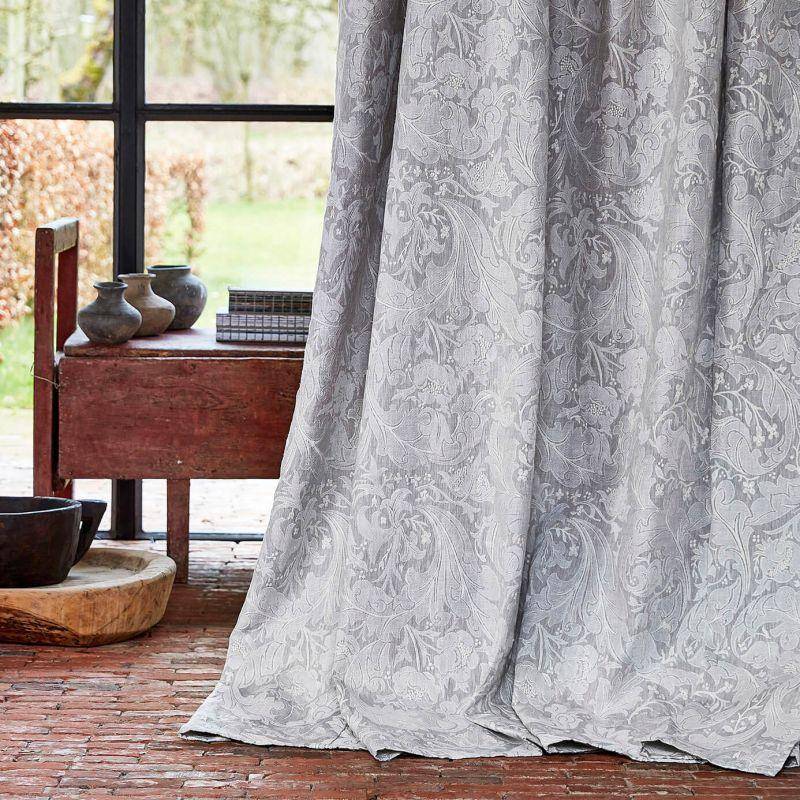 Morris & Co Pure Bachelors Button Embroidery 