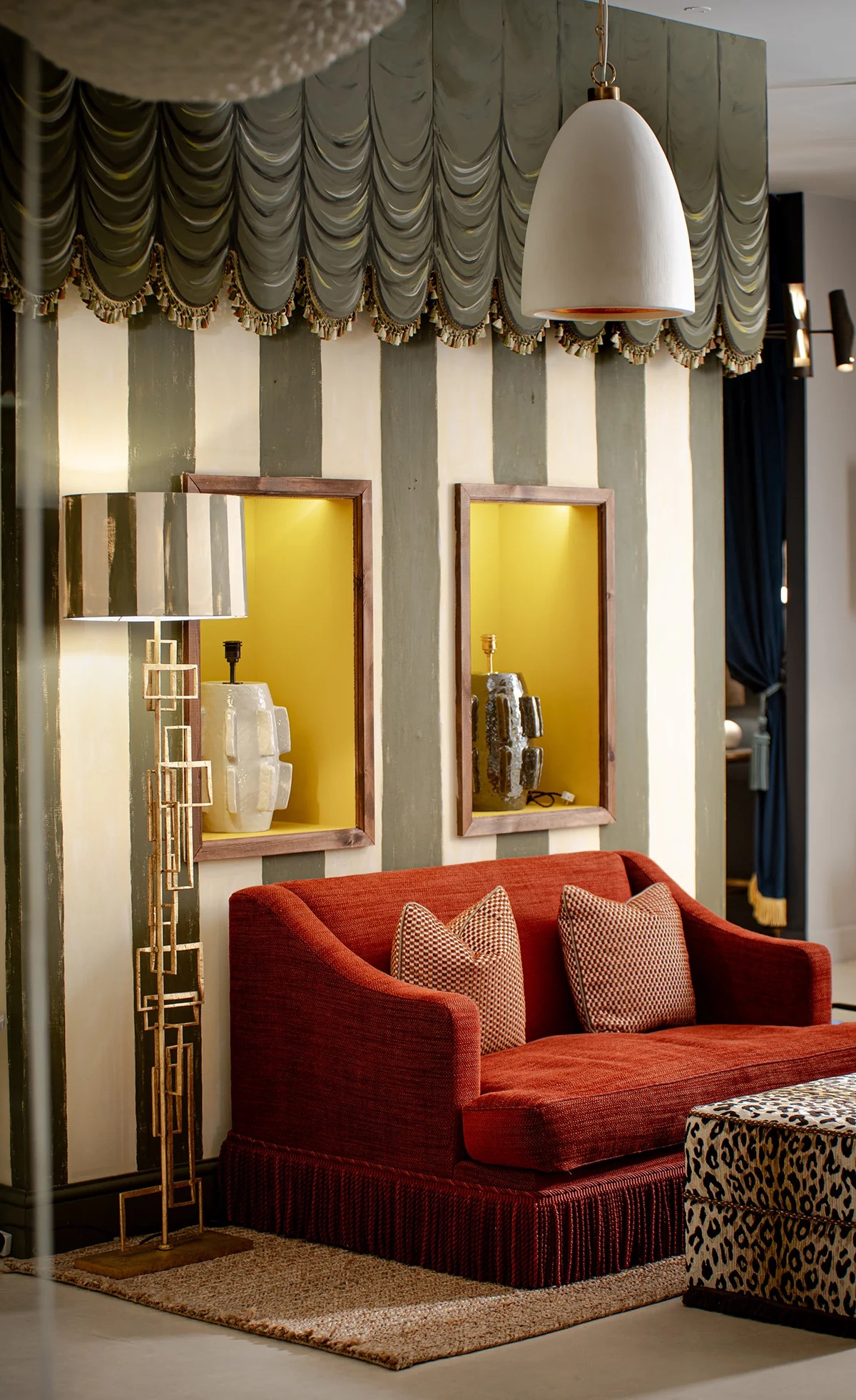 Porta Romana ·  Moody Pendant
