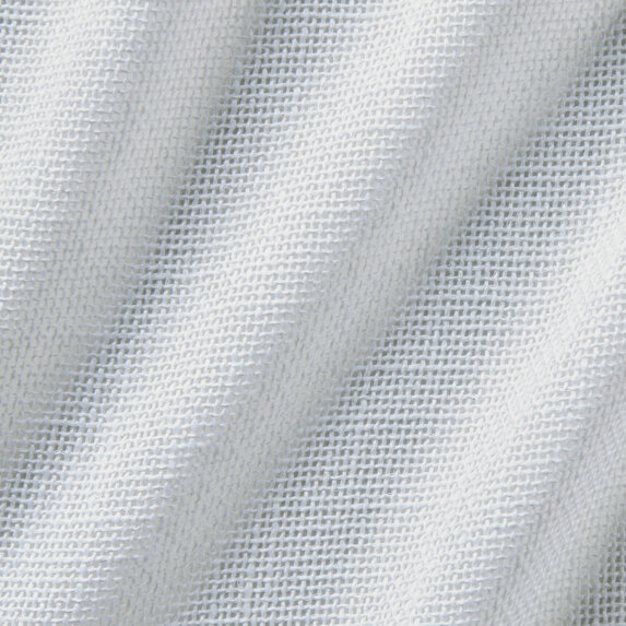 900
