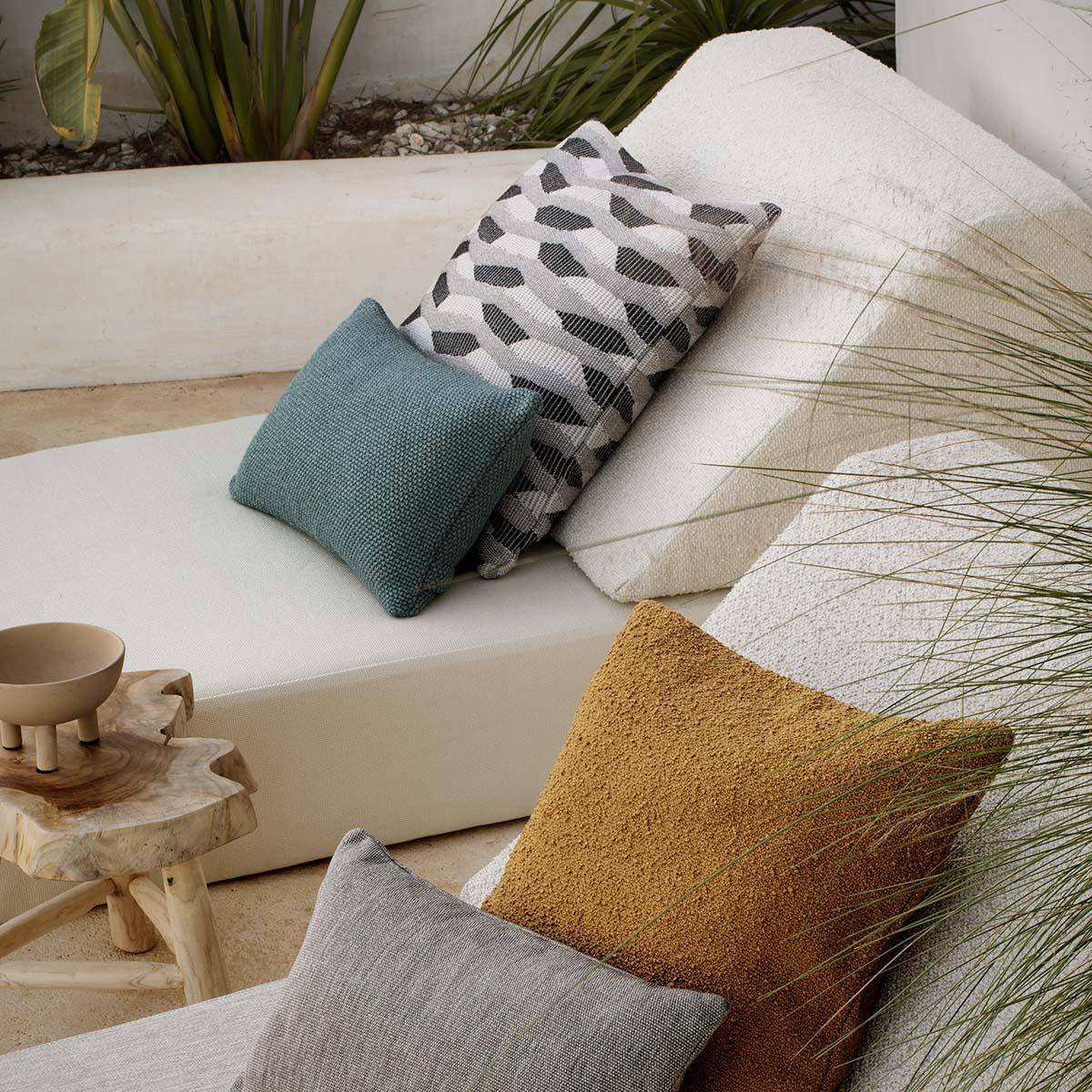 LIZZO Calella – Outdoor Bouclé Polsterstoff