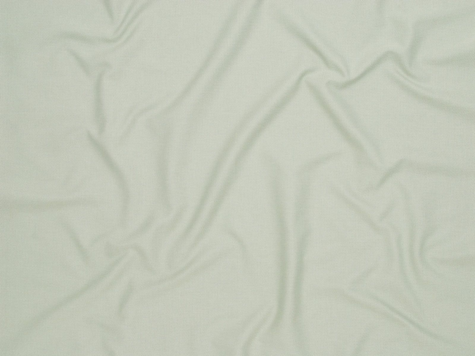582