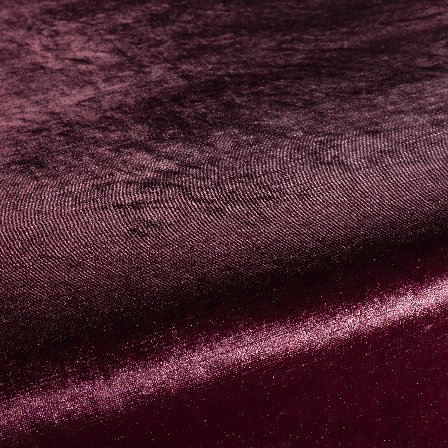Carlucci Glossy Velvet