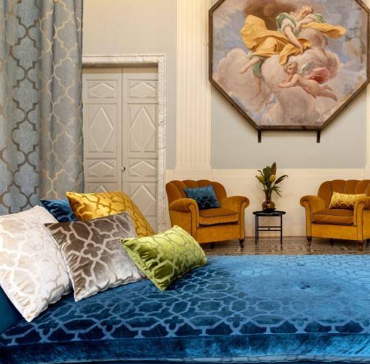 Fischbacher 1819 Gothic