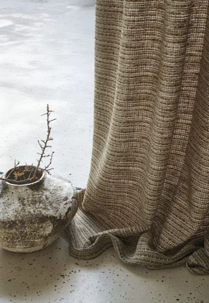 Casamance Hugo Vorhangstoff – Voile in Raffia-Optik