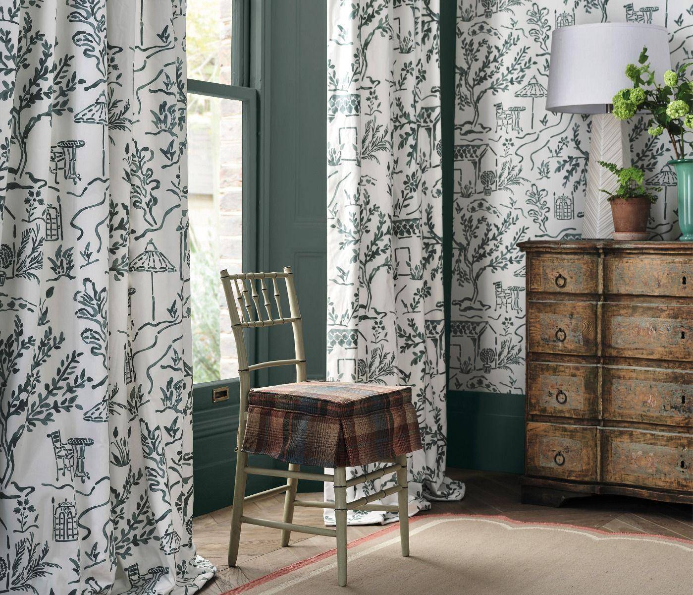 Nina Campbell La Quintinie