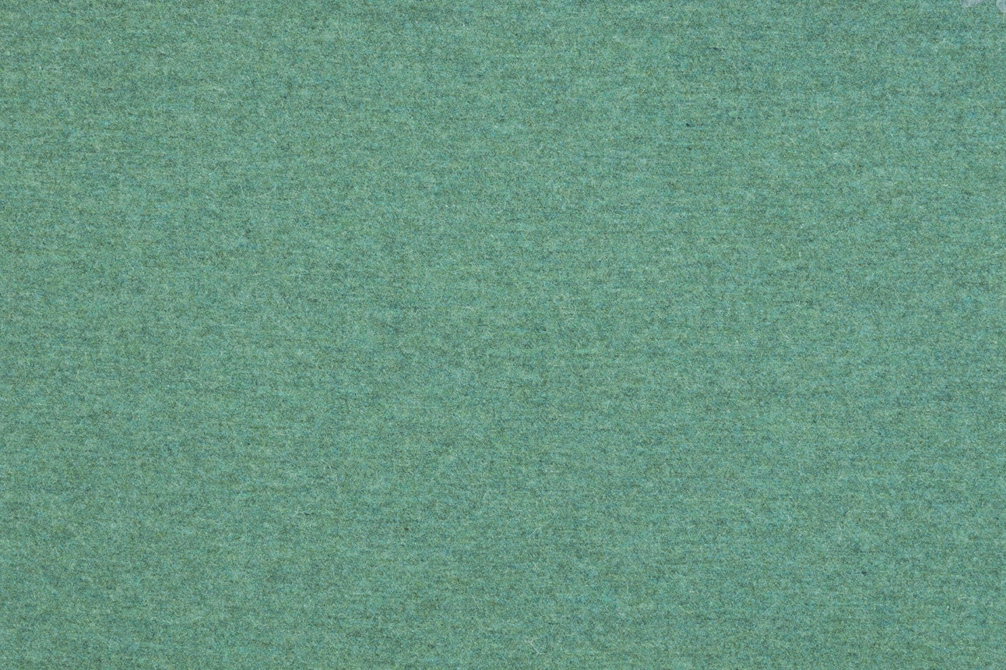 424
