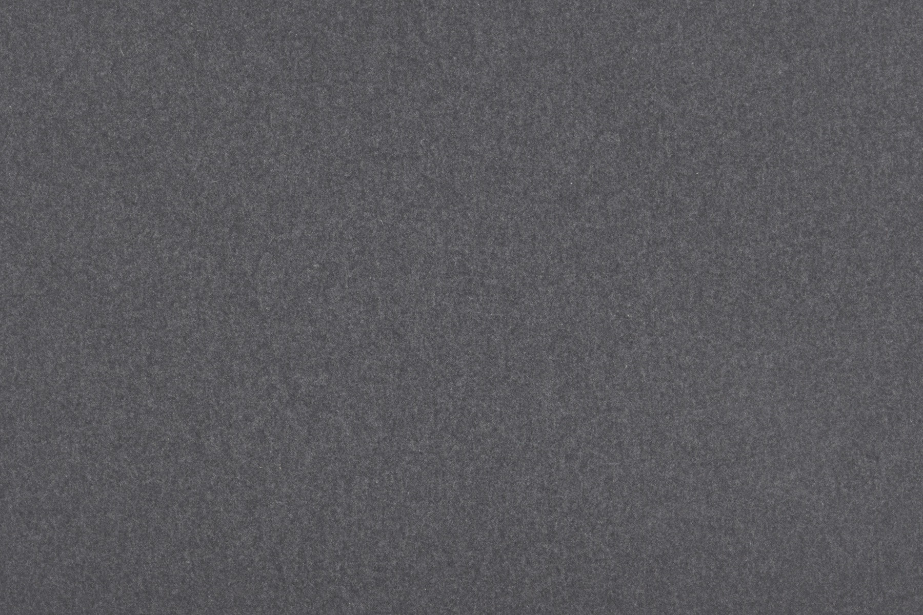 425