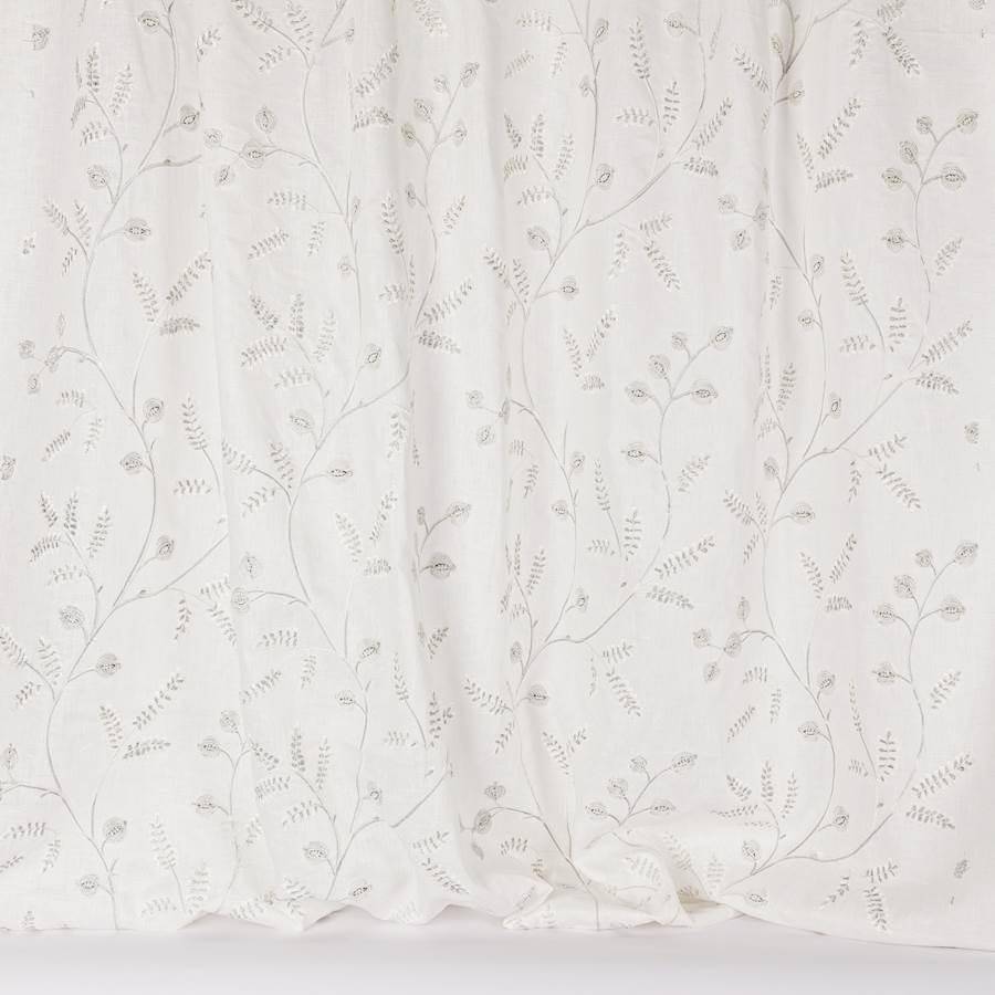Colefax & Fowler Honiton Sheer