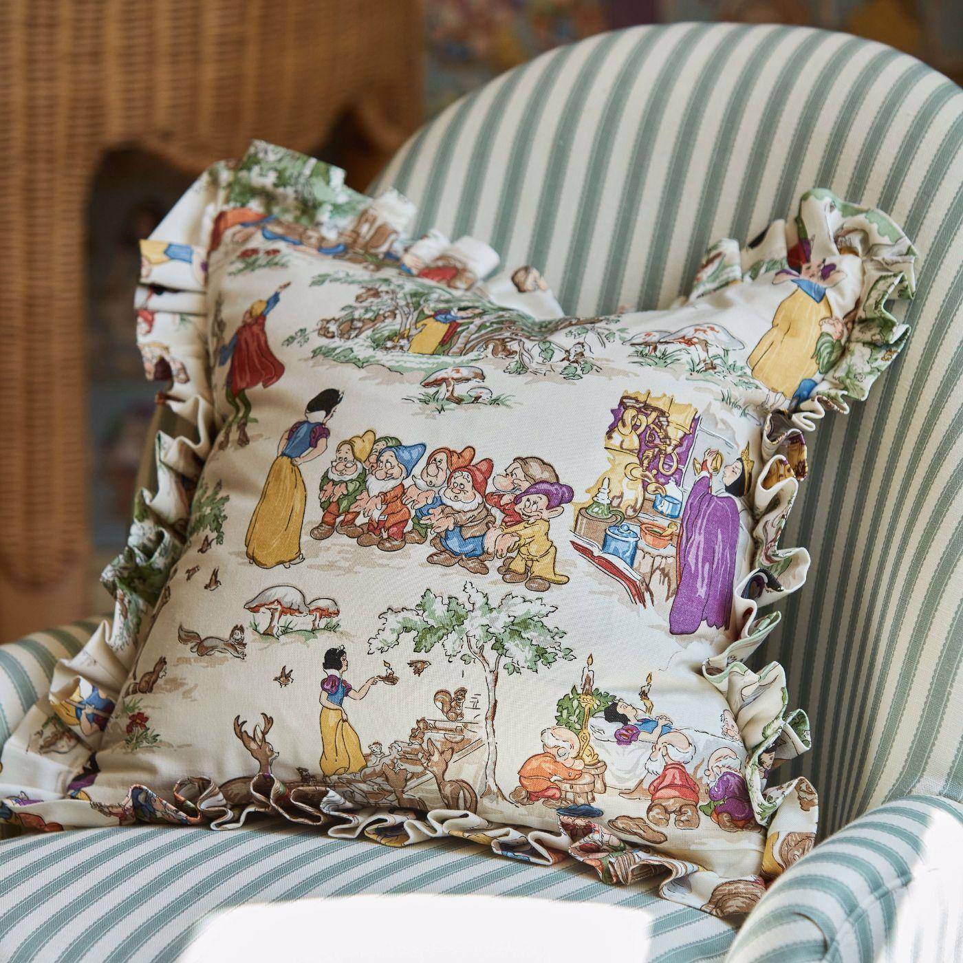 Sanderson Snow White  