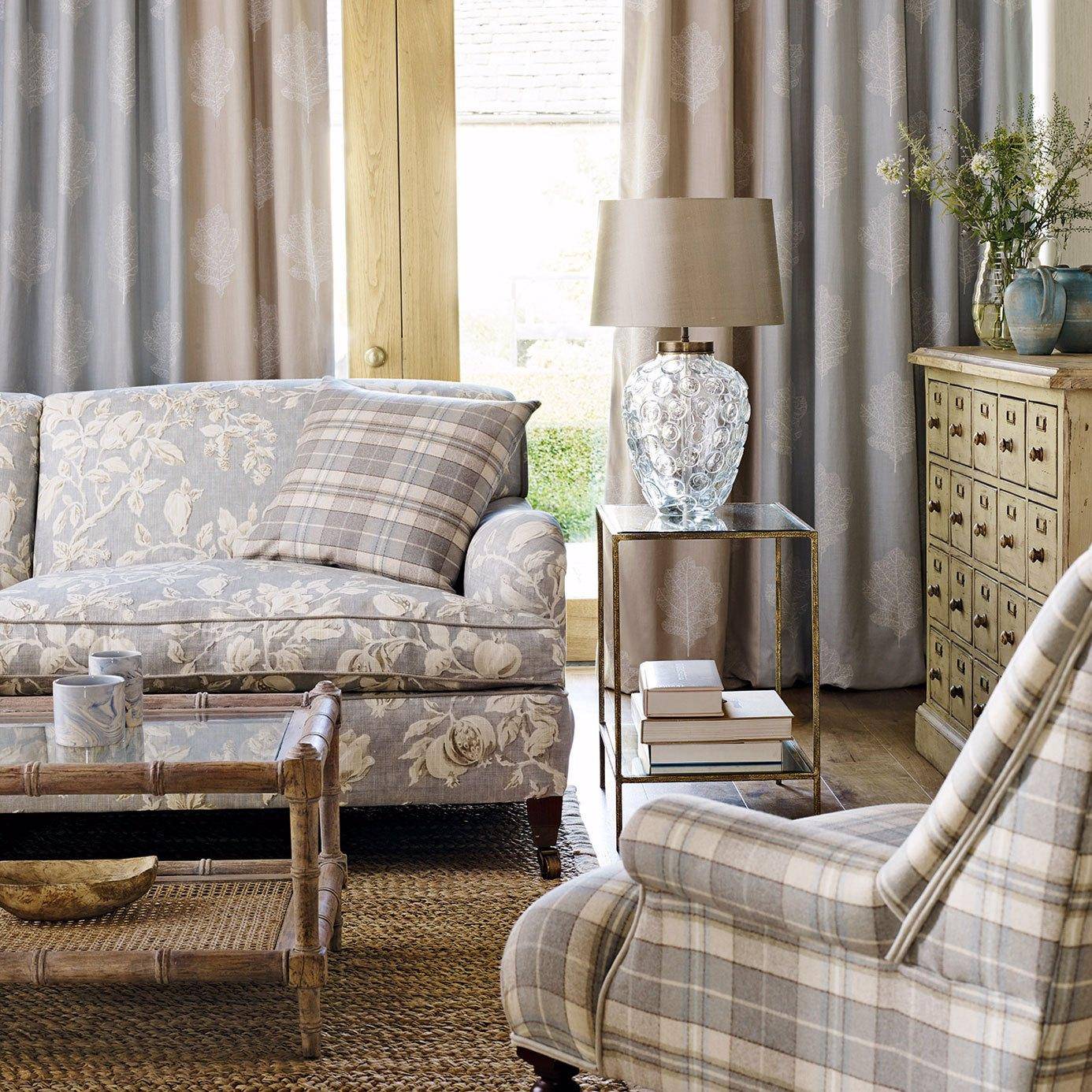 Sanderson Oak Filigree