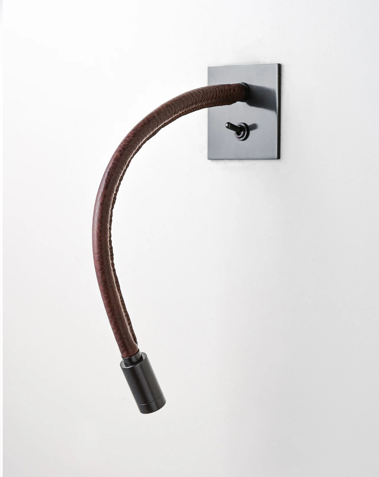 Porta Romana Huxley Jordan Wall Light Large