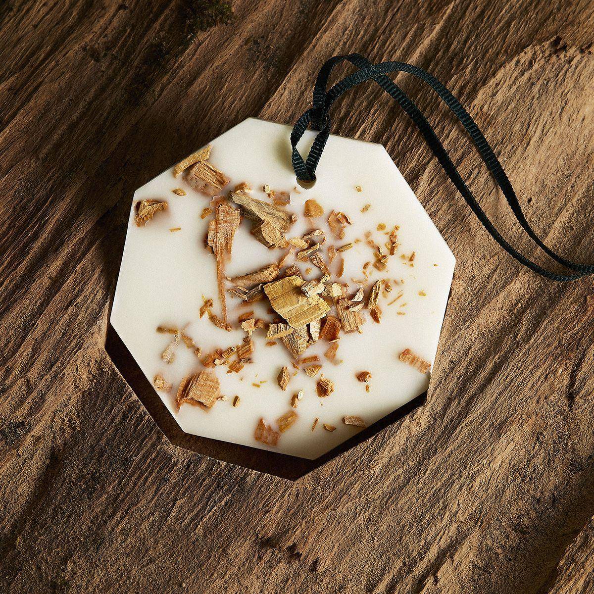 Carrière Frères Cedar (Cedrus Atlantica) Carrière Frères Cedar (Cedrus Atlantica)