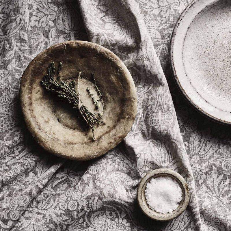 Morris & Co Pure Strawberry Thief  