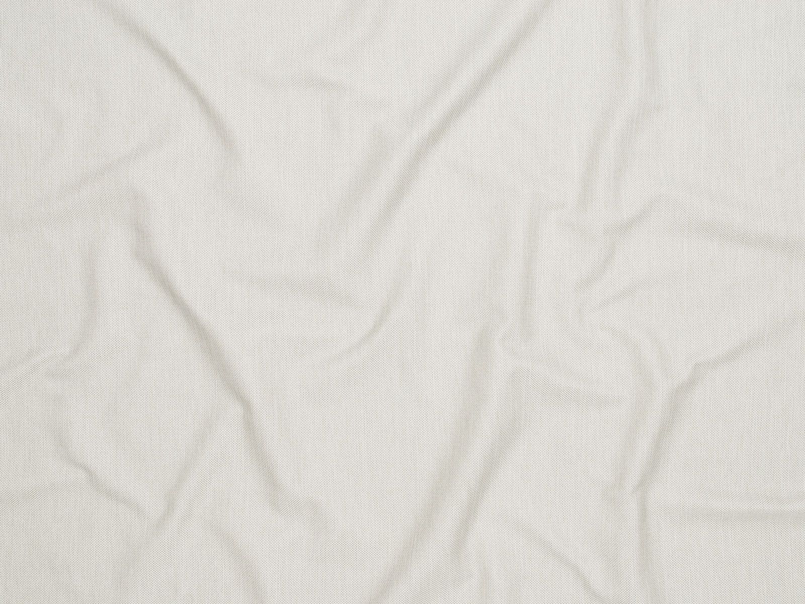 990