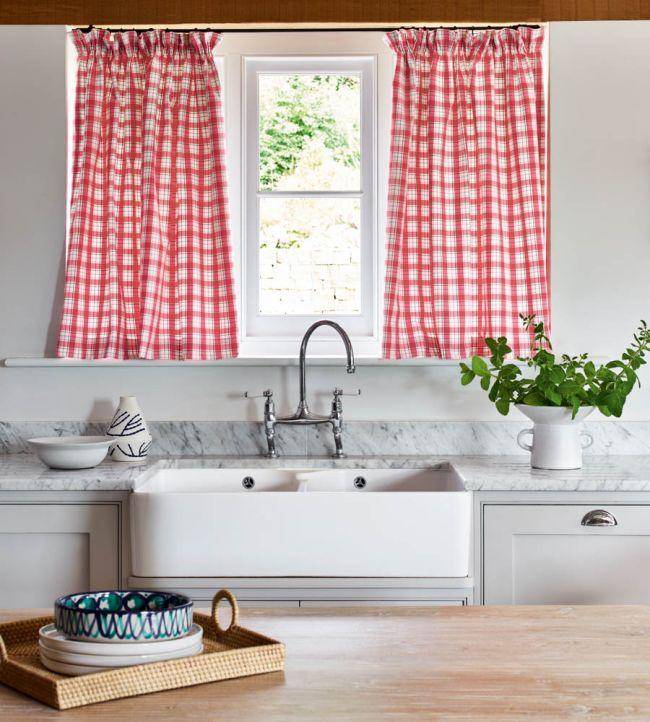 Jane Churchill Barlow Check