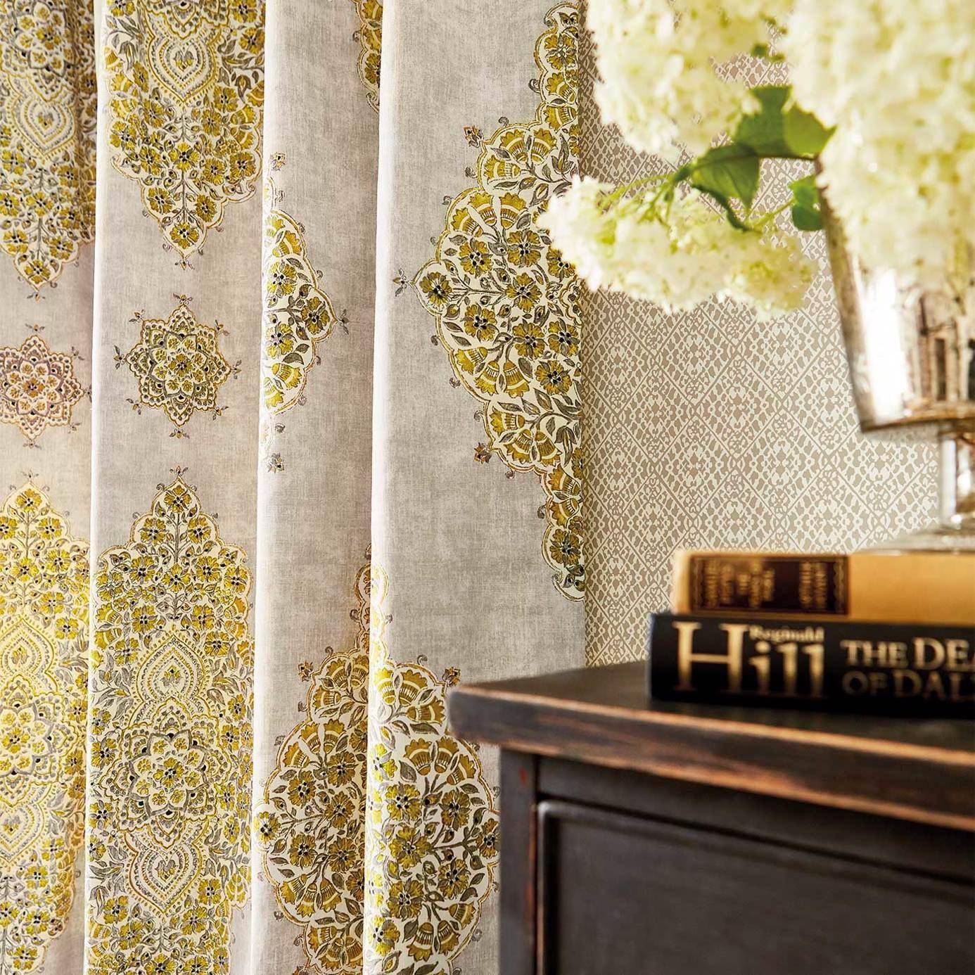 Sanderson Siam Diamond