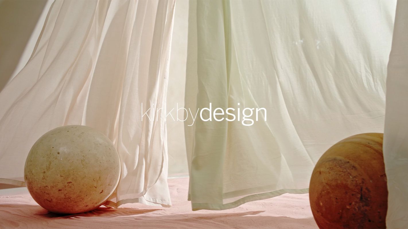 Kirkby Design · Nachhaltige Stoffe & Dekoratives Design